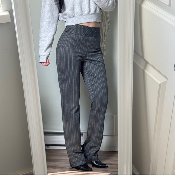 Suzy Shier Gray Pinstripe Pants - Picture 2 of 5